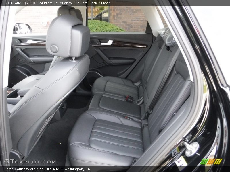 Rear Seat of 2018 Q5 2.0 TFSI Premium quattro