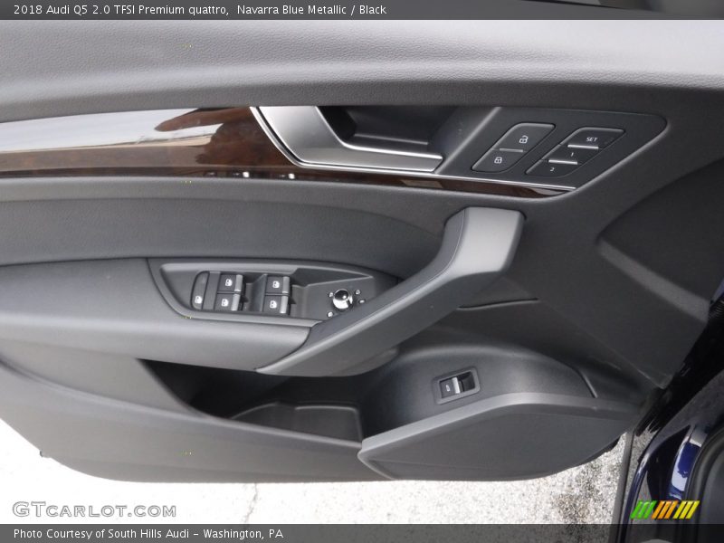 Door Panel of 2018 Q5 2.0 TFSI Premium quattro