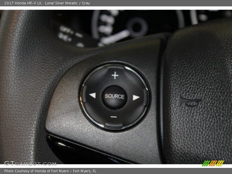 Lunar Silver Metallic / Gray 2017 Honda HR-V LX