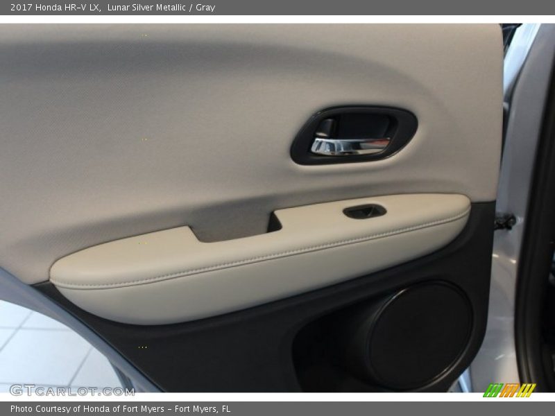 Lunar Silver Metallic / Gray 2017 Honda HR-V LX