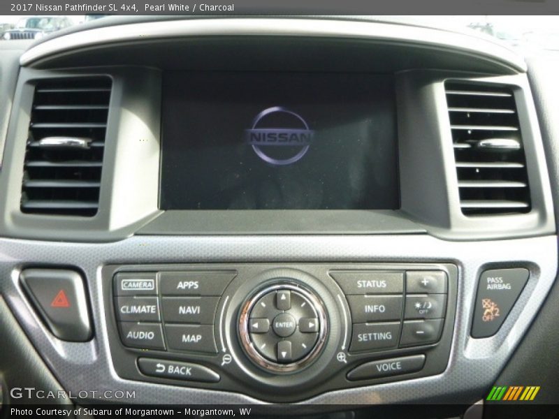 Pearl White / Charcoal 2017 Nissan Pathfinder SL 4x4