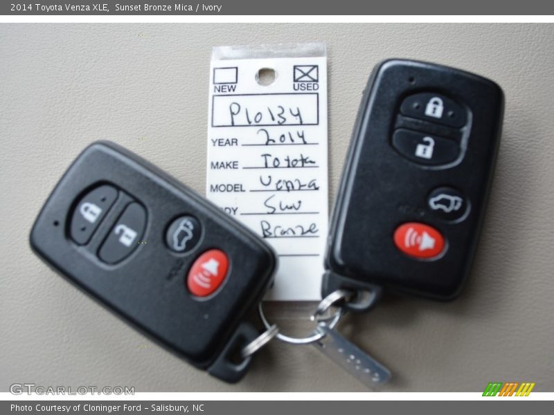 Sunset Bronze Mica / Ivory 2014 Toyota Venza XLE