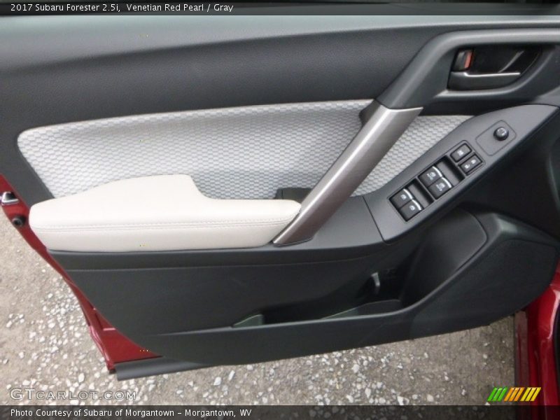 Venetian Red Pearl / Gray 2017 Subaru Forester 2.5i
