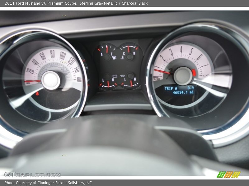 Sterling Gray Metallic / Charcoal Black 2011 Ford Mustang V6 Premium Coupe
