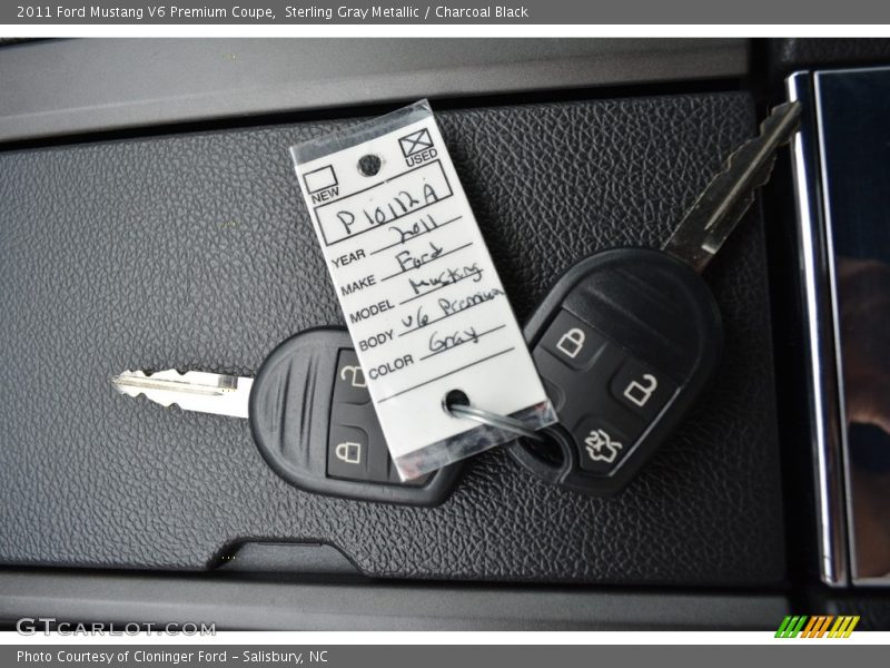 Sterling Gray Metallic / Charcoal Black 2011 Ford Mustang V6 Premium Coupe