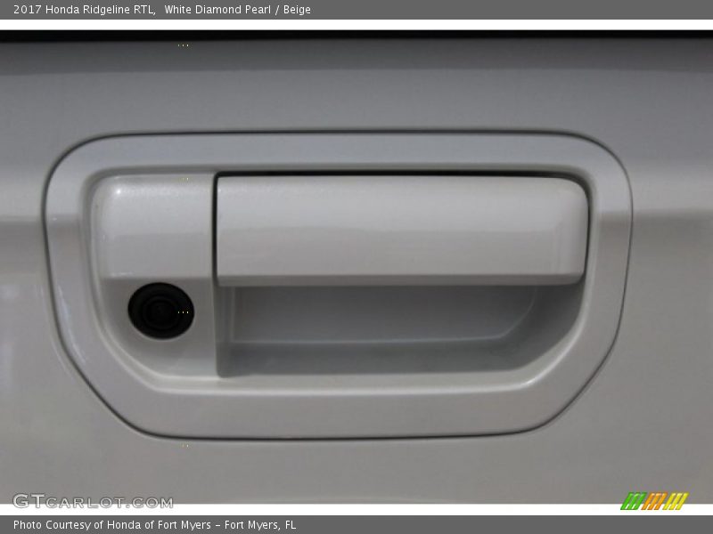 White Diamond Pearl / Beige 2017 Honda Ridgeline RTL