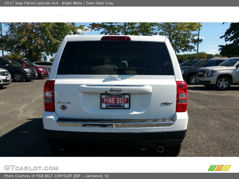 Bright White / Dark Slate Gray 2017 Jeep Patriot Latitude 4x4