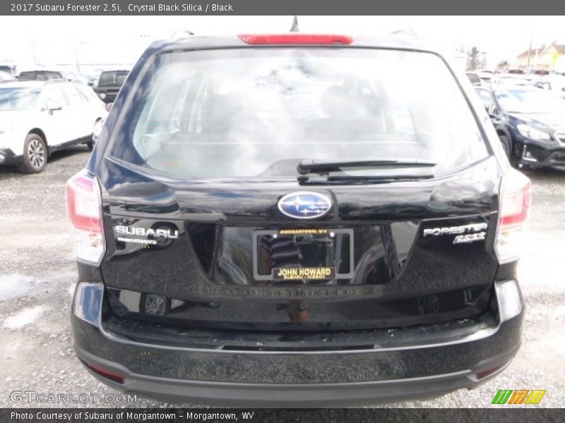 Crystal Black Silica / Black 2017 Subaru Forester 2.5i
