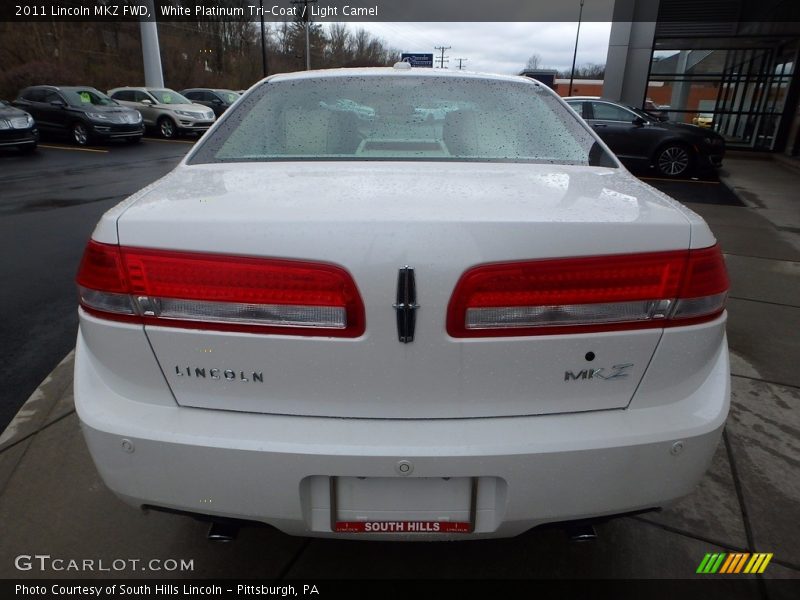 White Platinum Tri-Coat / Light Camel 2011 Lincoln MKZ FWD