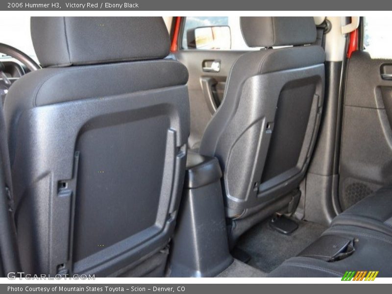 Victory Red / Ebony Black 2006 Hummer H3