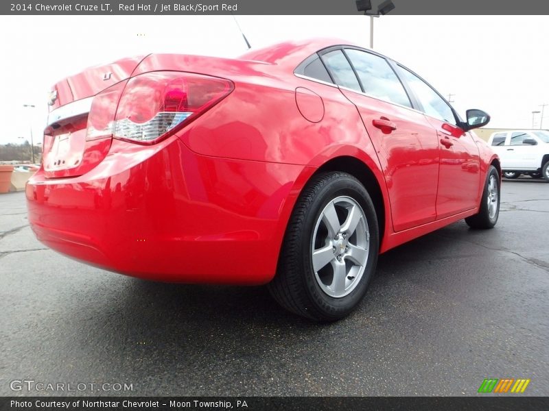 Red Hot / Jet Black/Sport Red 2014 Chevrolet Cruze LT