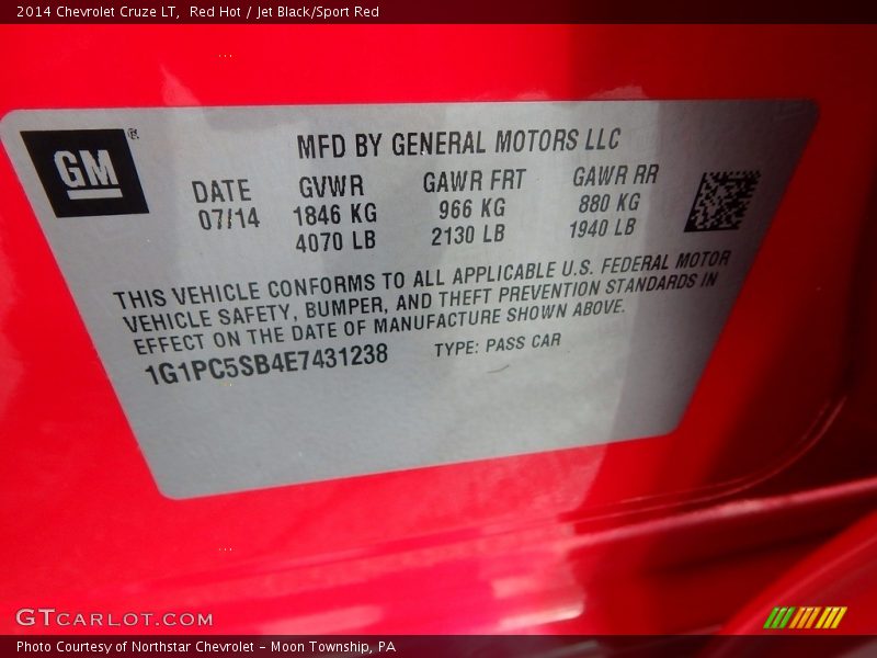 Red Hot / Jet Black/Sport Red 2014 Chevrolet Cruze LT
