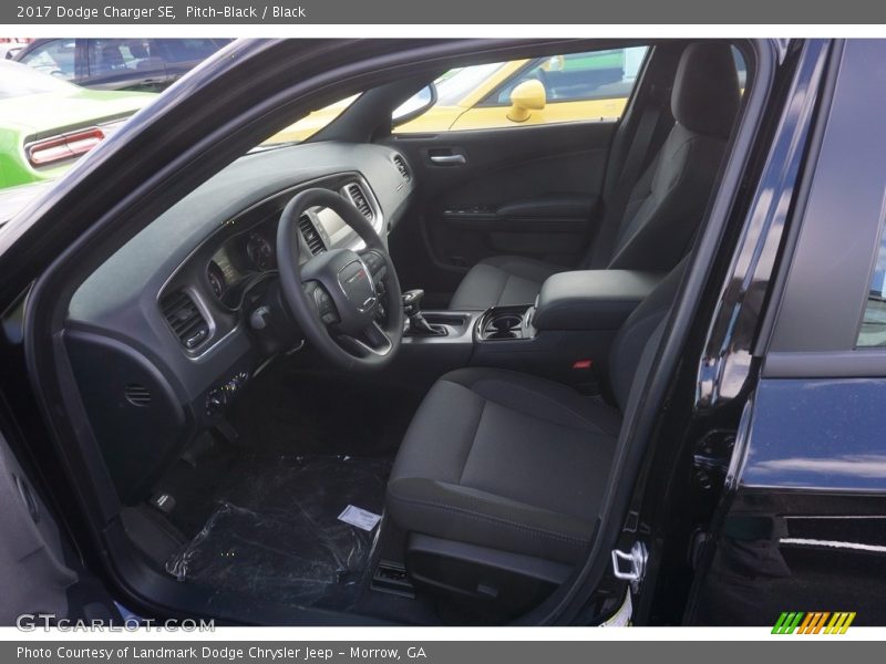 Pitch-Black / Black 2017 Dodge Charger SE