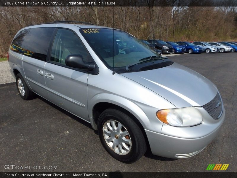 Bright Silver Metallic / Taupe 2002 Chrysler Town & Country EX