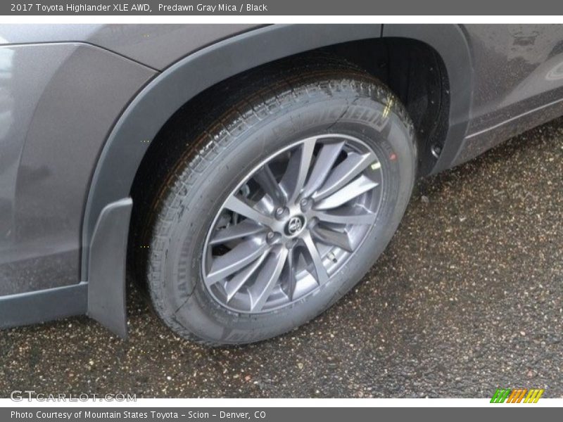 Predawn Gray Mica / Black 2017 Toyota Highlander XLE AWD