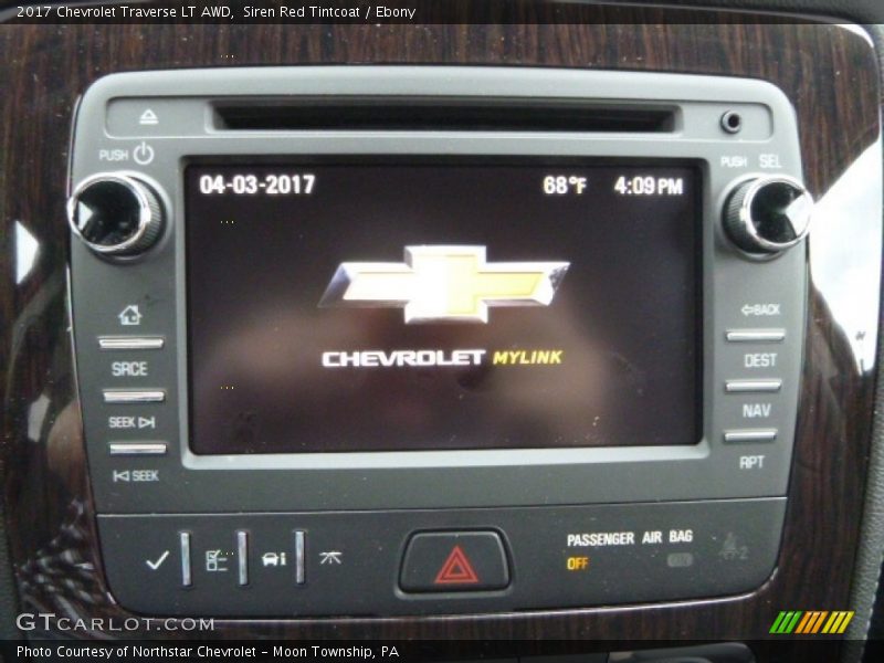 Siren Red Tintcoat / Ebony 2017 Chevrolet Traverse LT AWD
