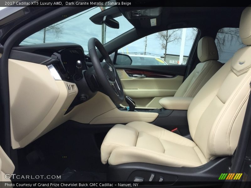 Dark Granite Metallic / Sahara Beige 2017 Cadillac XT5 Luxury AWD