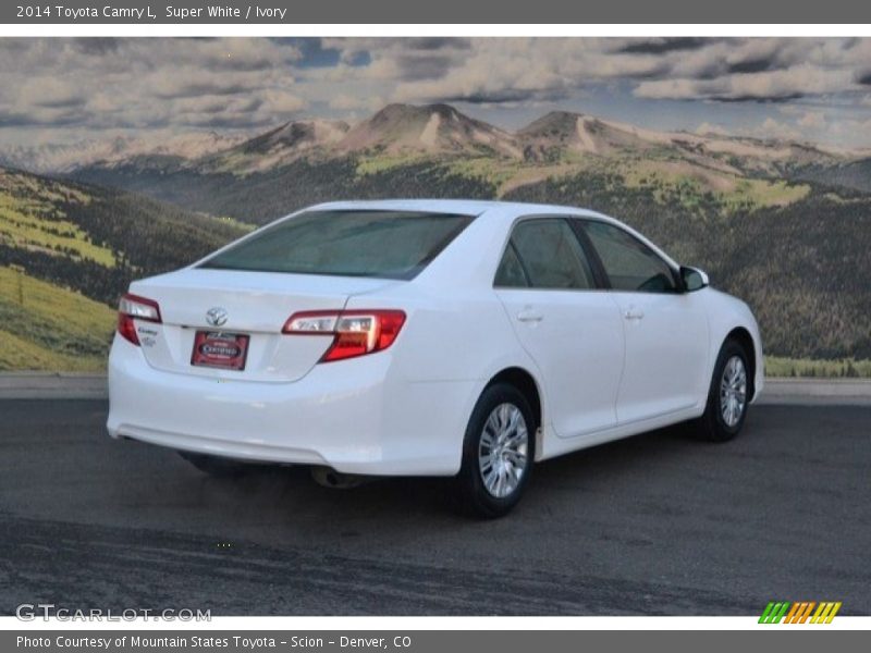 Super White / Ivory 2014 Toyota Camry L