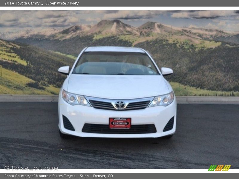 Super White / Ivory 2014 Toyota Camry L