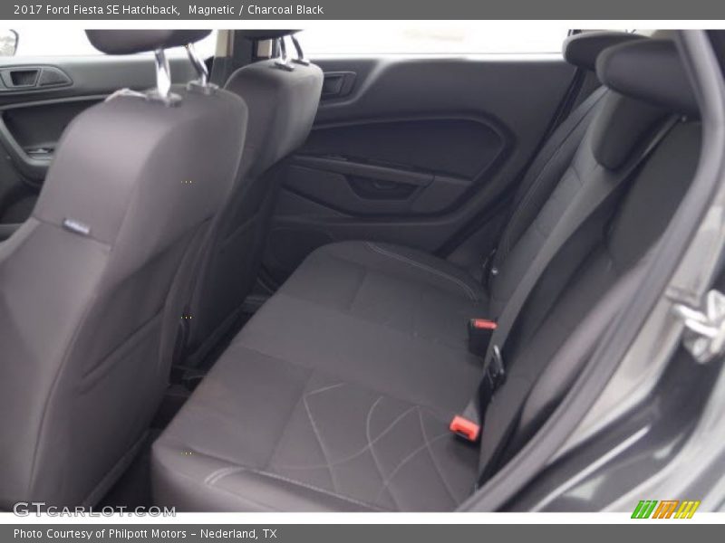Magnetic / Charcoal Black 2017 Ford Fiesta SE Hatchback