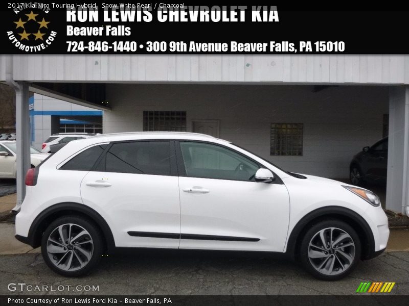 Snow White Pearl / Charcoal 2017 Kia Niro Touring Hybrid