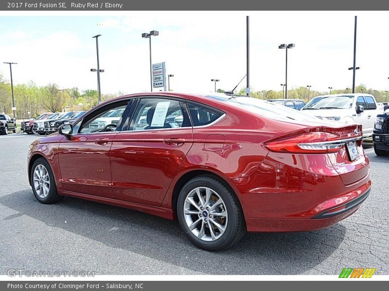 Ruby Red / Ebony 2017 Ford Fusion SE