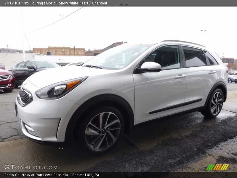  2017 Niro Touring Hybrid Snow White Pearl