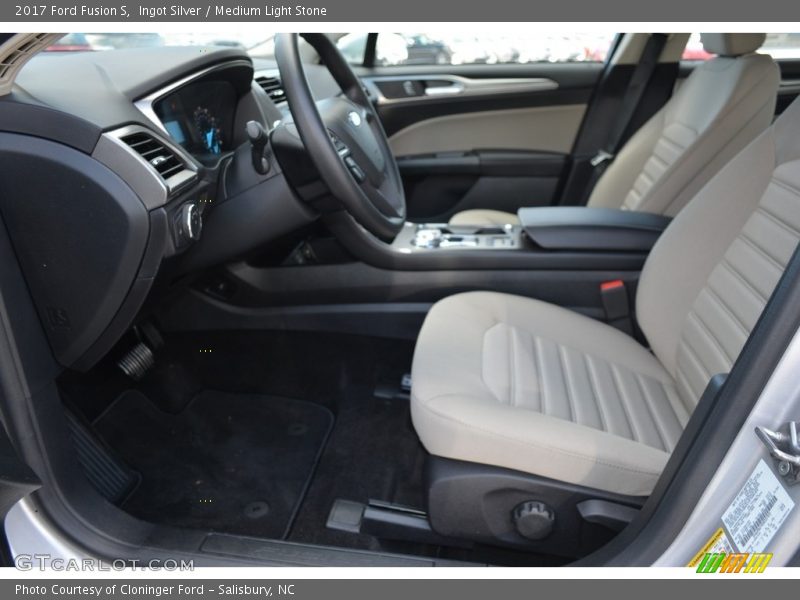 Ingot Silver / Medium Light Stone 2017 Ford Fusion S