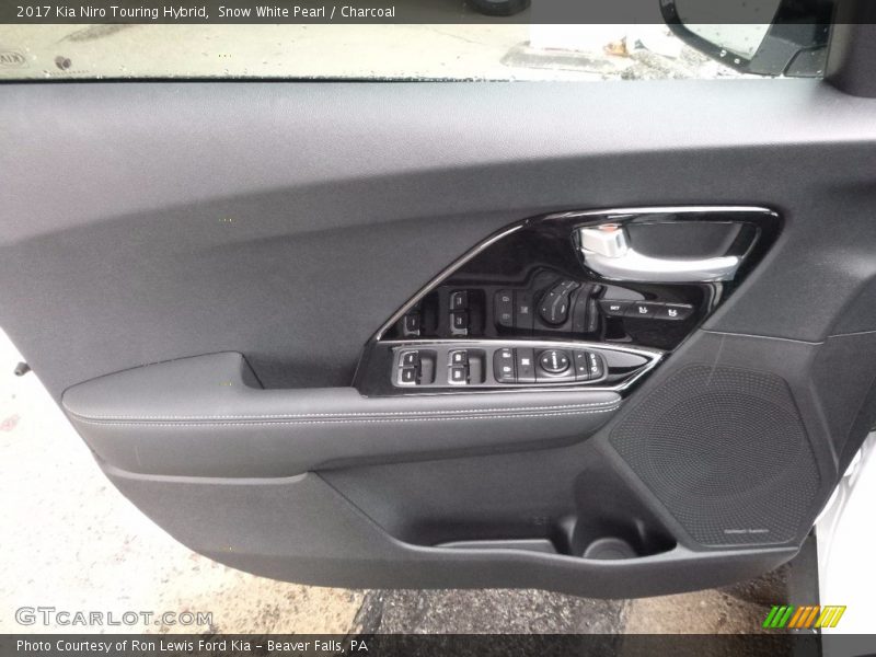 Door Panel of 2017 Niro Touring Hybrid