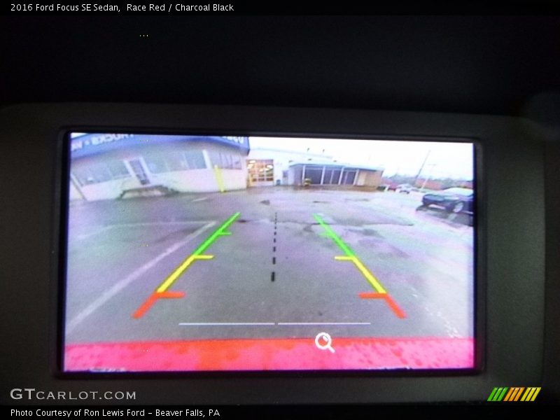 Race Red / Charcoal Black 2016 Ford Focus SE Sedan