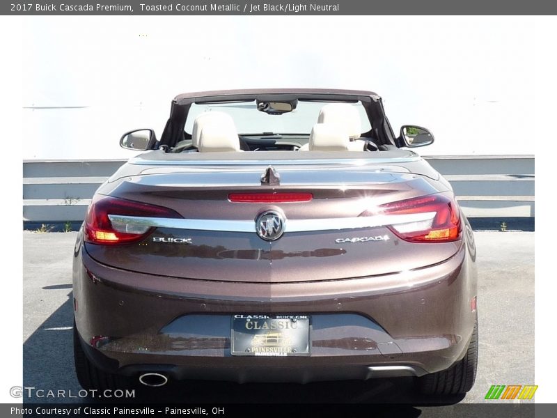 Toasted Coconut Metallic / Jet Black/Light Neutral 2017 Buick Cascada Premium