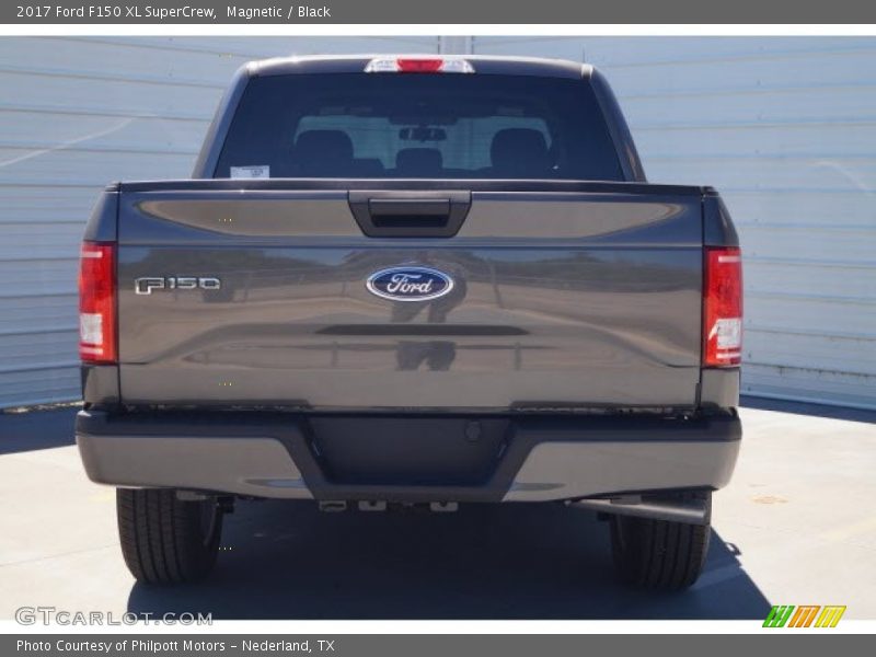 Magnetic / Black 2017 Ford F150 XL SuperCrew