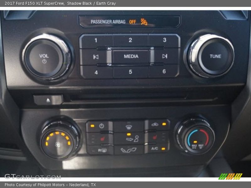 Shadow Black / Earth Gray 2017 Ford F150 XLT SuperCrew