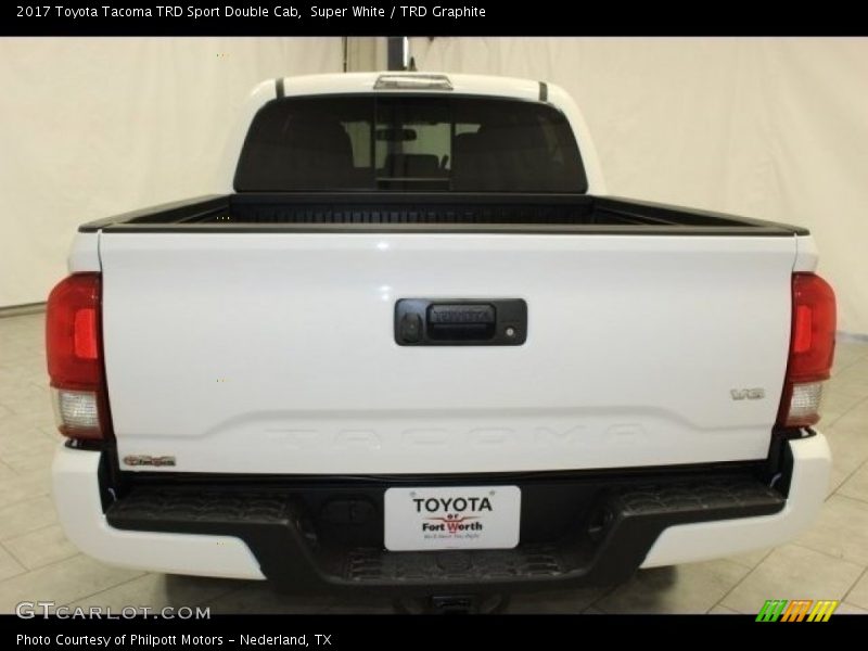 Super White / TRD Graphite 2017 Toyota Tacoma TRD Sport Double Cab