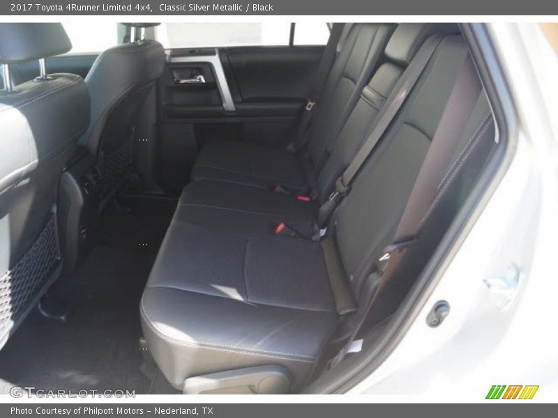 Classic Silver Metallic / Black 2017 Toyota 4Runner Limited 4x4