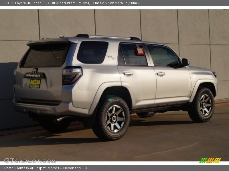 Classic Silver Metallic / Black 2017 Toyota 4Runner TRD Off-Road Premium 4x4