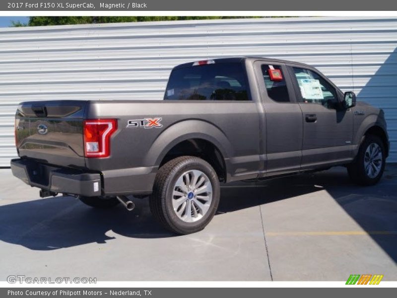Magnetic / Black 2017 Ford F150 XL SuperCab