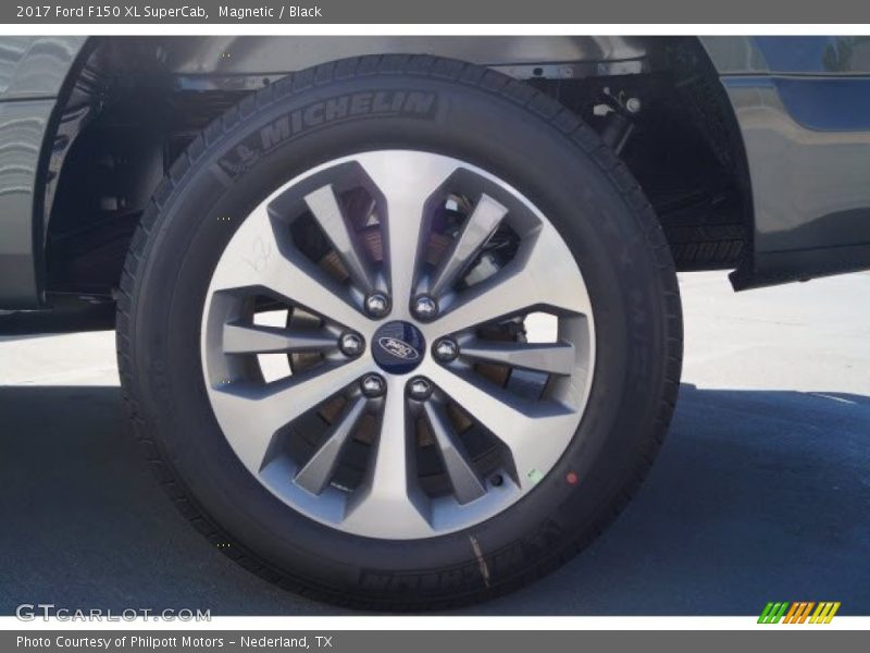 Magnetic / Black 2017 Ford F150 XL SuperCab