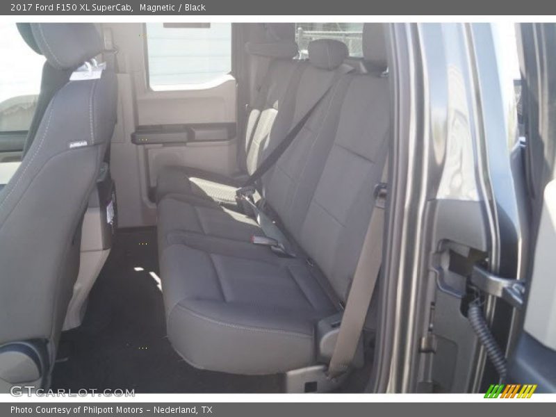Magnetic / Black 2017 Ford F150 XL SuperCab