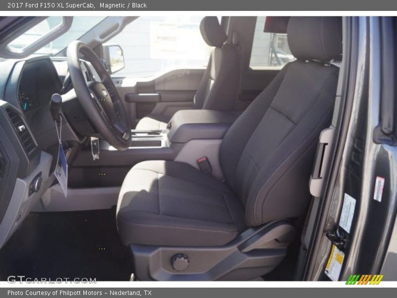Magnetic / Black 2017 Ford F150 XL SuperCab