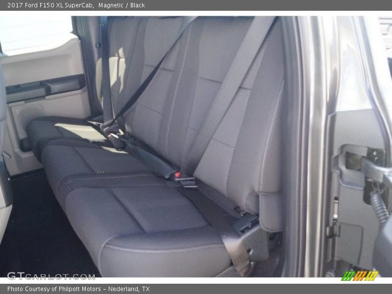 Magnetic / Black 2017 Ford F150 XL SuperCab