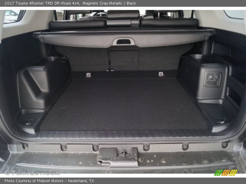 Magnetic Gray Metallic / Black 2017 Toyota 4Runner TRD Off-Road 4x4