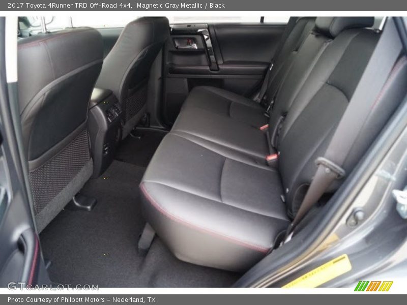 Magnetic Gray Metallic / Black 2017 Toyota 4Runner TRD Off-Road 4x4