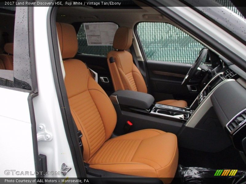  2017 Discovery HSE Vintage Tan/Ebony Interior