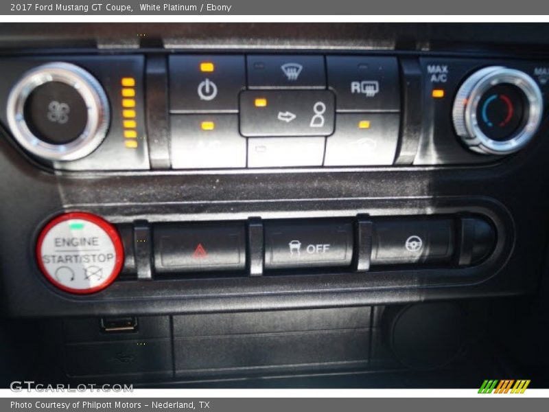 White Platinum / Ebony 2017 Ford Mustang GT Coupe