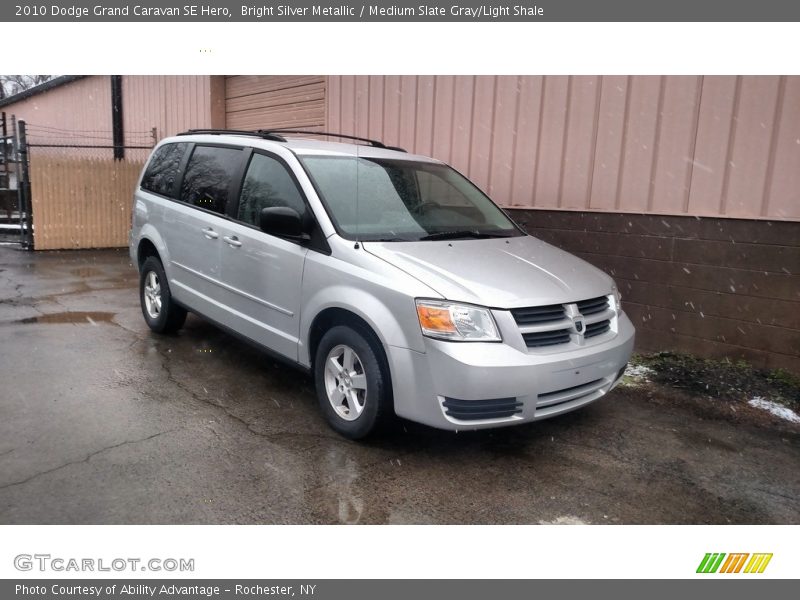 Bright Silver Metallic / Medium Slate Gray/Light Shale 2010 Dodge Grand Caravan SE Hero