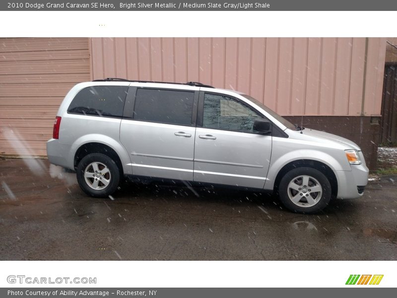 Bright Silver Metallic / Medium Slate Gray/Light Shale 2010 Dodge Grand Caravan SE Hero