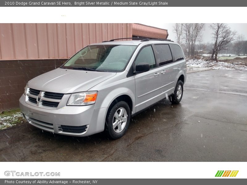 Bright Silver Metallic / Medium Slate Gray/Light Shale 2010 Dodge Grand Caravan SE Hero