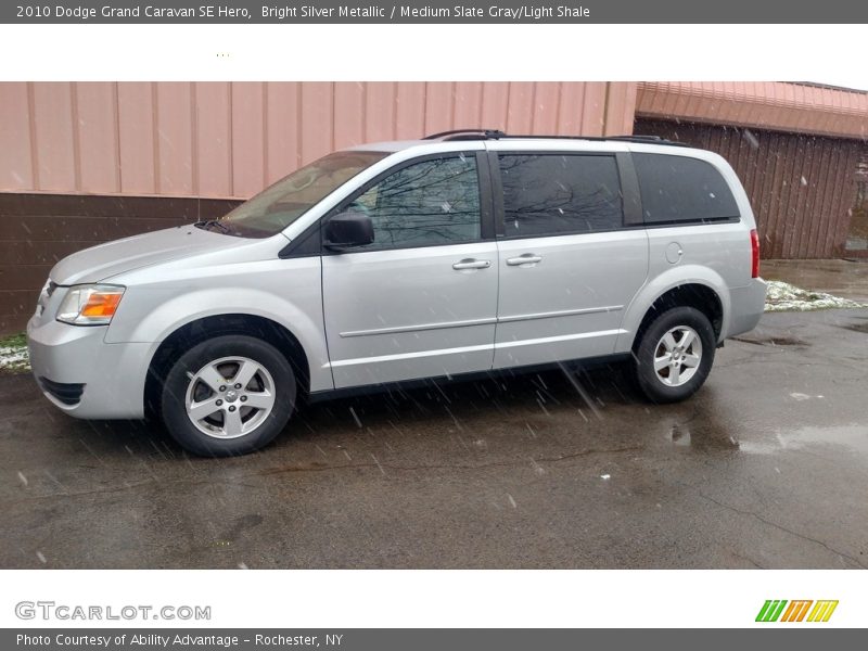 Bright Silver Metallic / Medium Slate Gray/Light Shale 2010 Dodge Grand Caravan SE Hero