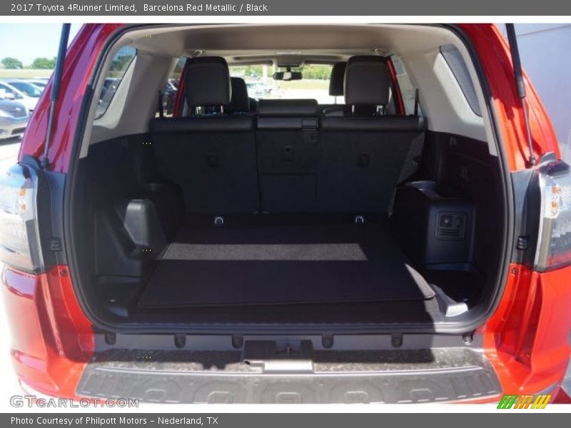 Barcelona Red Metallic / Black 2017 Toyota 4Runner Limited